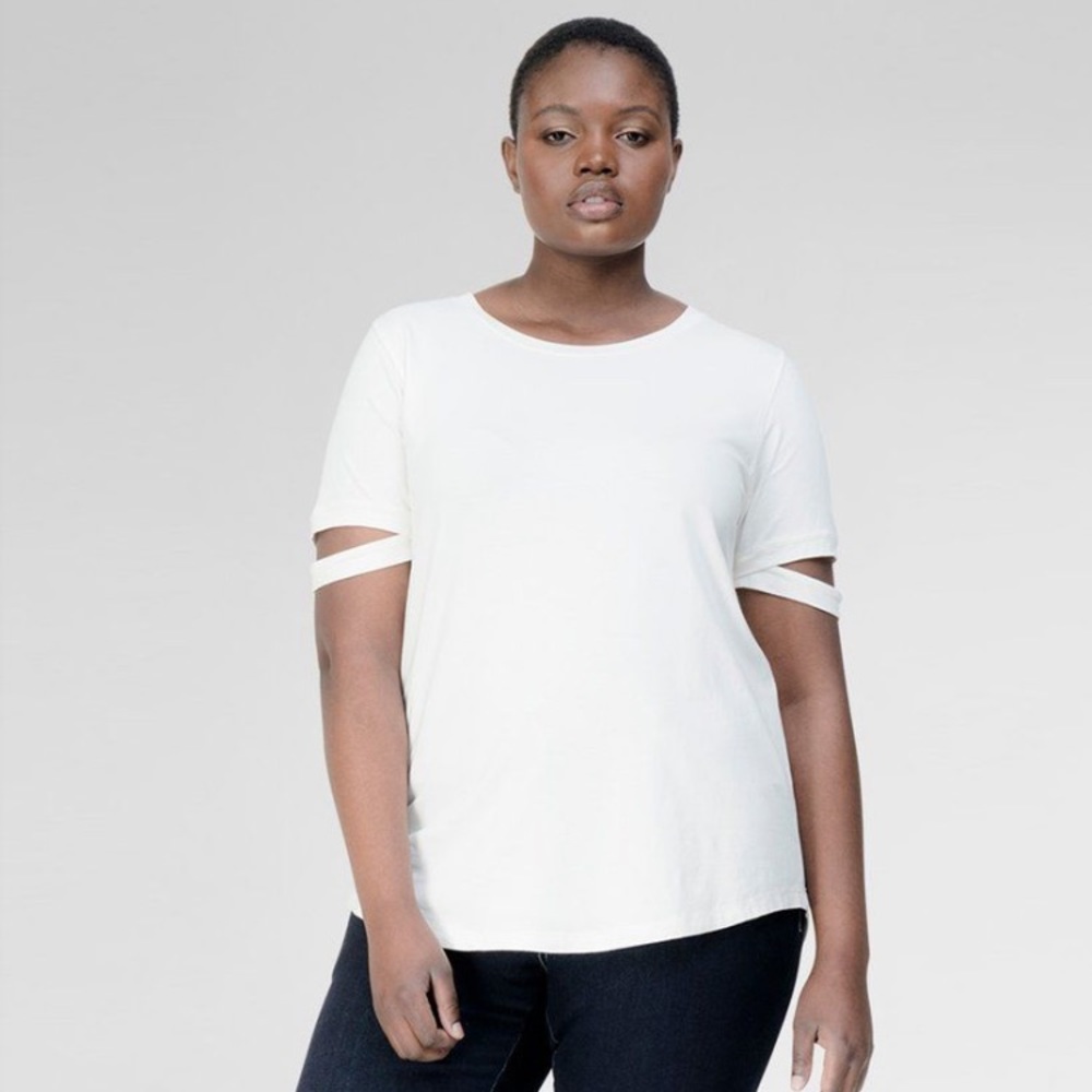Universal Standard Cutaway Tee